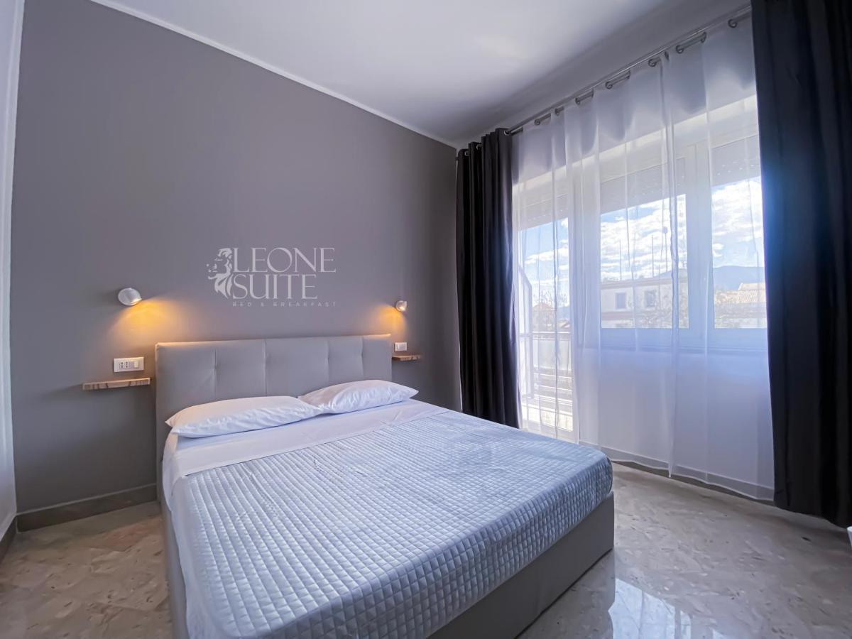 פלרמו Leone Suite B&B & Restaurant מראה חיצוני תמונה