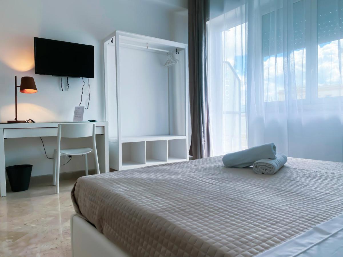 פלרמו Leone Suite B&B & Restaurant מראה חיצוני תמונה