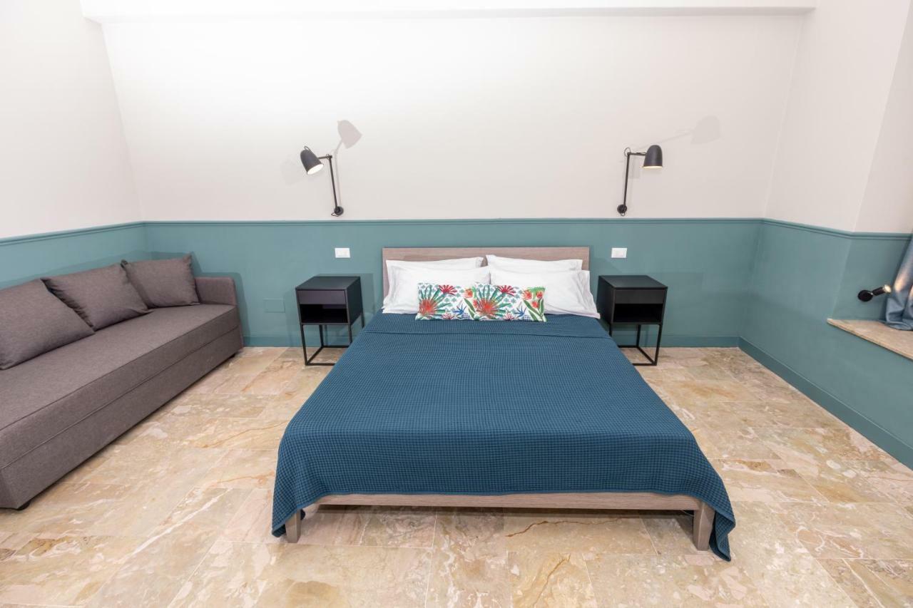 פלרמו Leone Suite B&B & Restaurant מראה חיצוני תמונה
