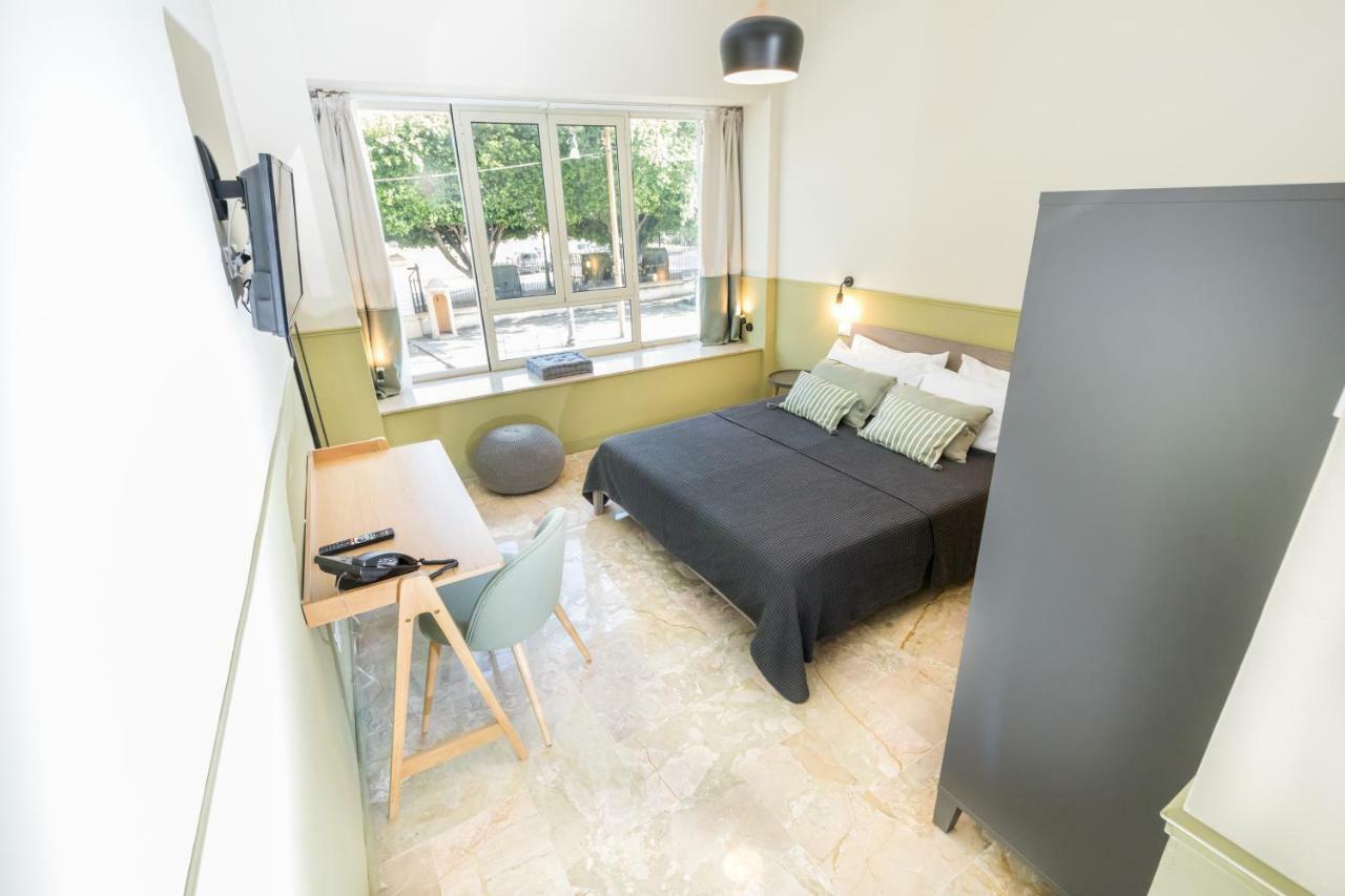 פלרמו Leone Suite B&B & Restaurant מראה חיצוני תמונה