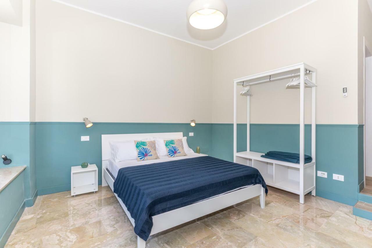 פלרמו Leone Suite B&B & Restaurant מראה חיצוני תמונה